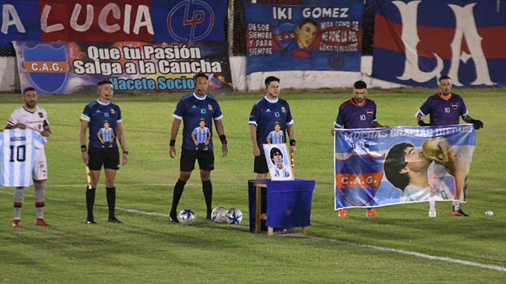 Homenaje a Maradona en Güemes Diego Eterno