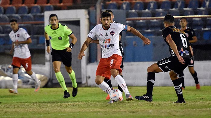 Güemes 3 - Barracas 0
